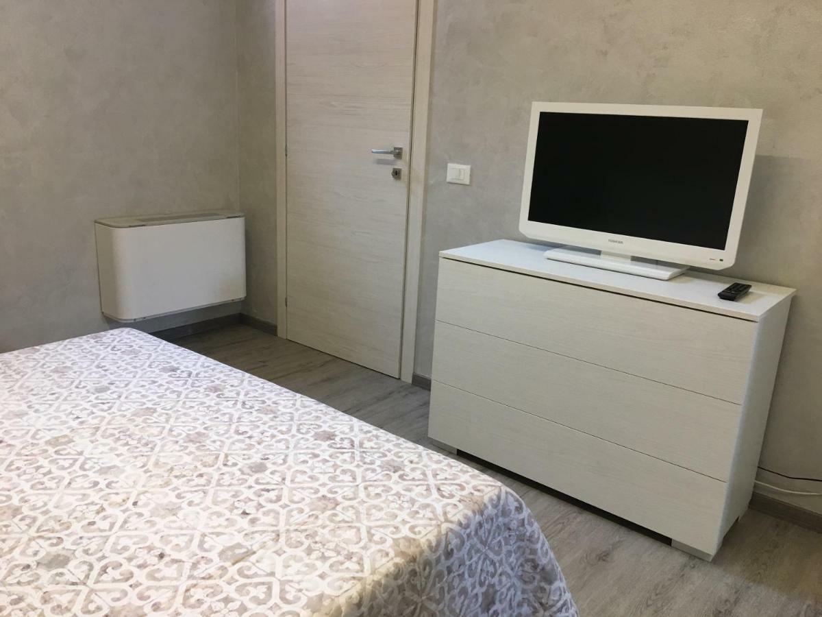 Vea Apartment Padenghe sul Garda Ngoại thất bức ảnh